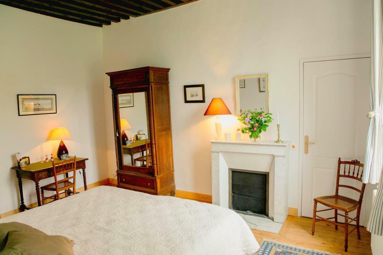 Bed & Breakfast Chateau Les Cedres Bretteville-l'Orgueilleuse Buitenkant foto