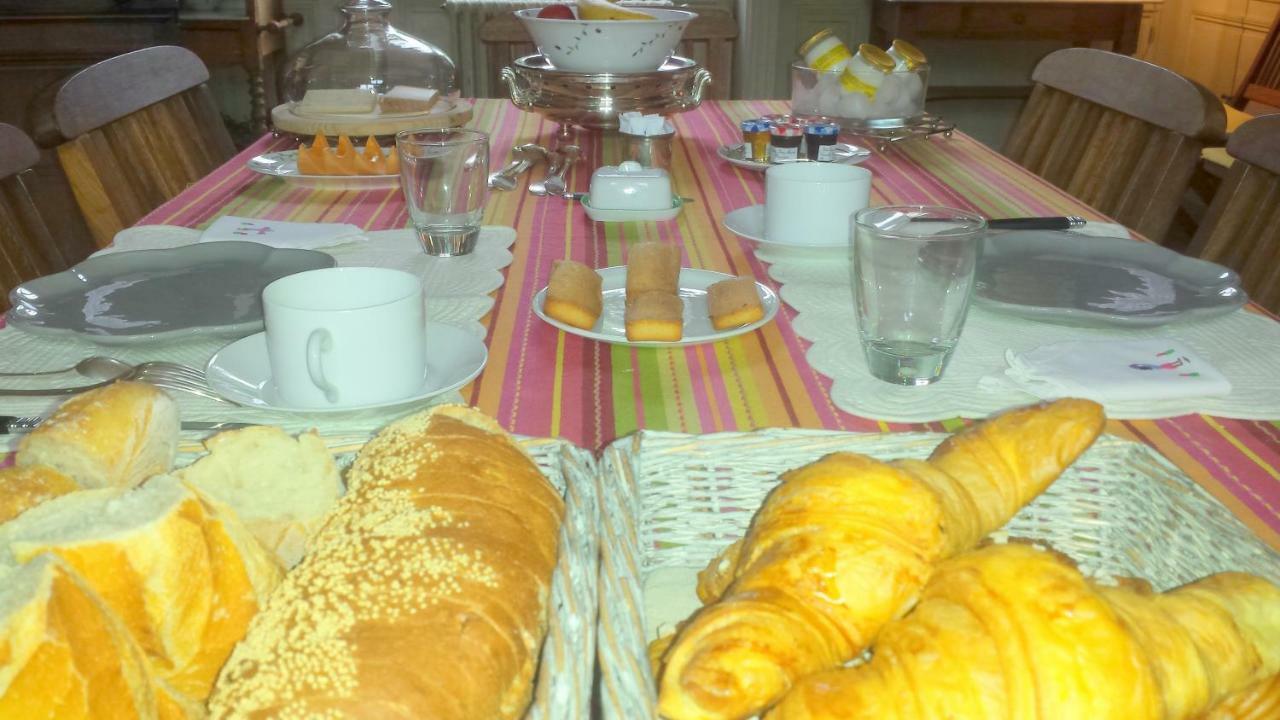 Bed & Breakfast Chateau Les Cedres Bretteville-l'Orgueilleuse Buitenkant foto