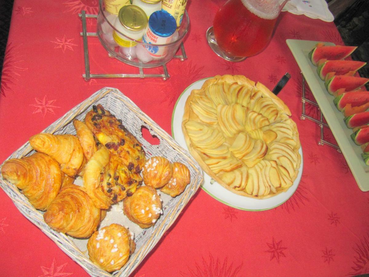 Bed & Breakfast Chateau Les Cedres Bretteville-l'Orgueilleuse Buitenkant foto